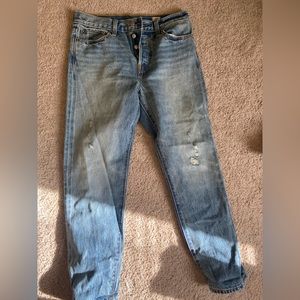 Levis womens straight leg jeans size 28